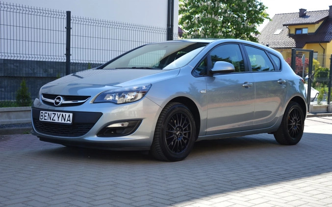 Opel Astra cena 32900 przebieg: 180000, rok produkcji 2014 z Płock małe 562